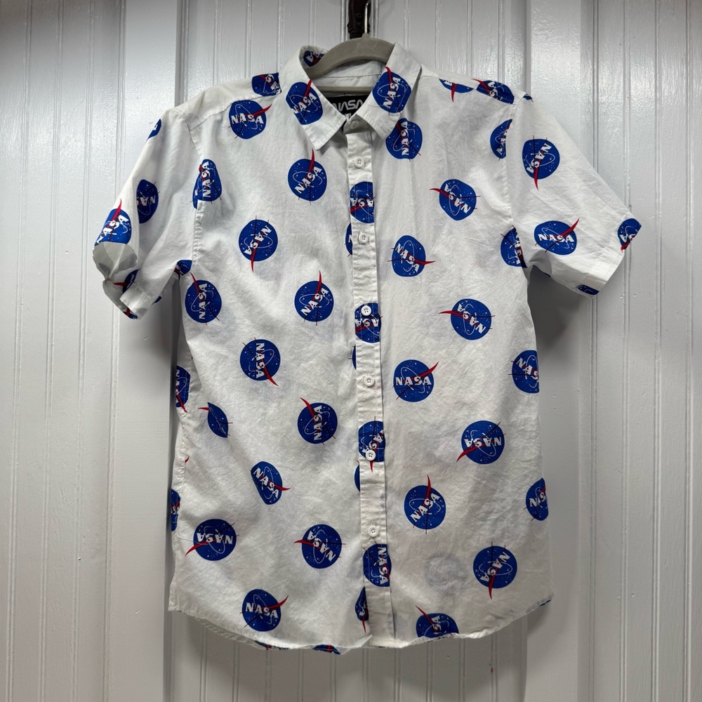 NASA size medium  space school astronaut moon mission Artemis deadstock Y2K